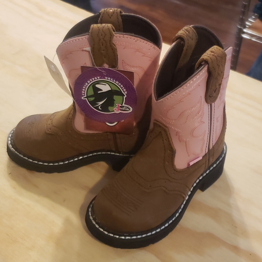 Gypsy Boots - Picture 1 of 4